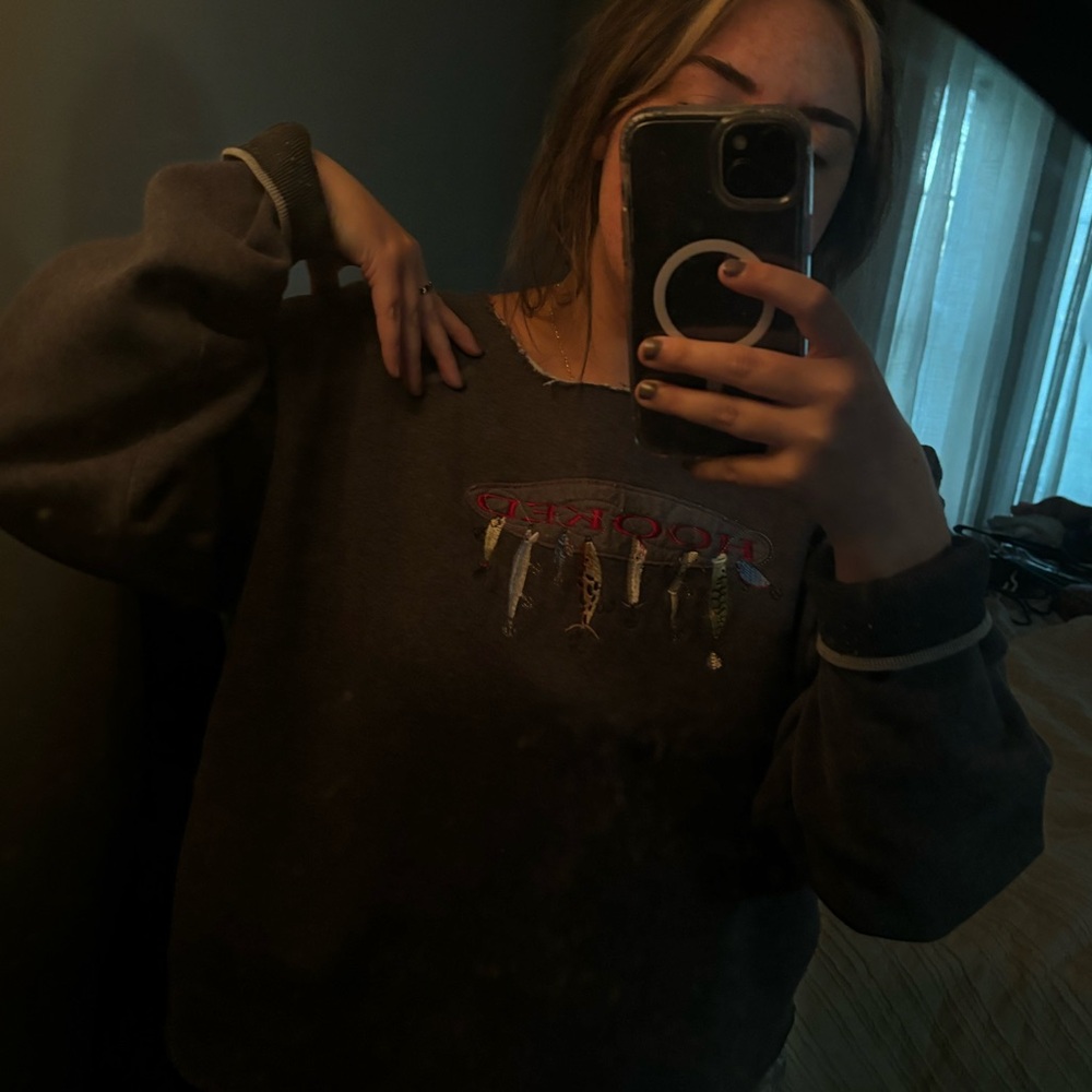 Embroidered Hooked Pullover, Super Cozy!